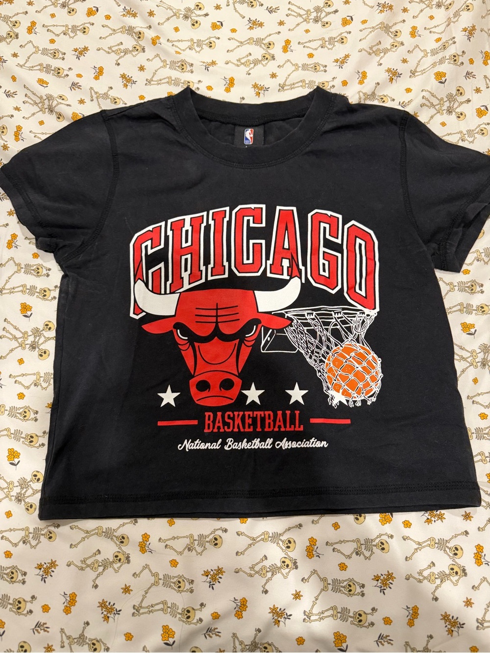 NBA Chicago Bulls Black Kids Short Sleeve Tee with Red & White Graphic
